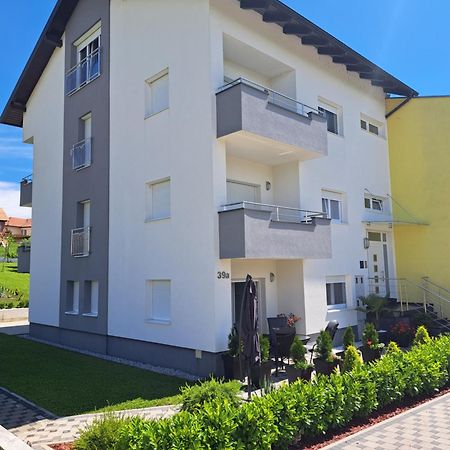 Apartmani Ana&Vesna Karlovac Esterno foto